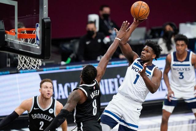 巴迪亚西勒租借那不勒斯：切尔西高买低租的缩影
